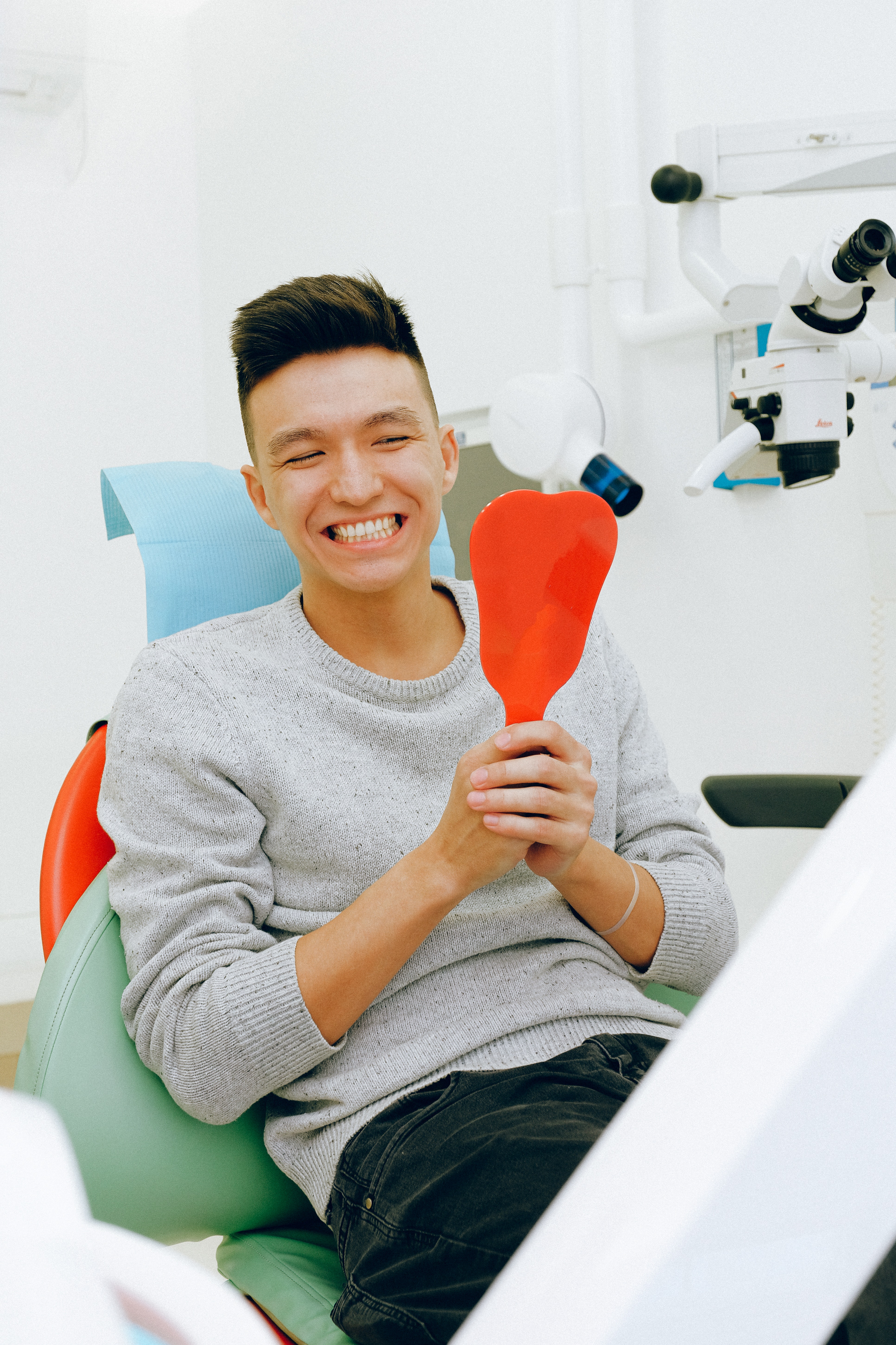 Med tandproteser kan du få dit smil tilbage